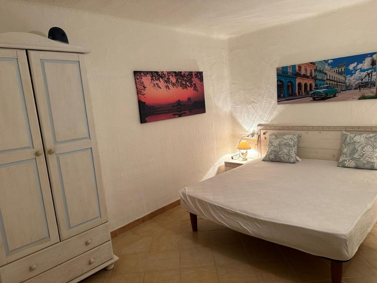 Lightblue-Celeste Central Apartment In Porto Rotondo Εξωτερικό φωτογραφία